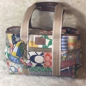 ⬇️Coach Hampton spring Patchwork tote